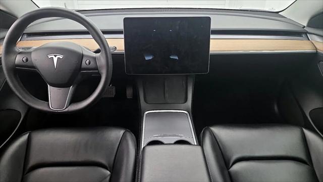 2021 Tesla Model 3 Standard Range Plus Rear-Wheel Drive