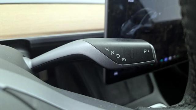 2021 Tesla Model 3 Standard Range Plus Rear-Wheel Drive