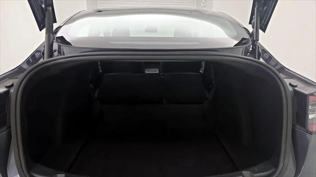 2021 Tesla Model 3 Standard Range Plus Rear-Wheel Drive