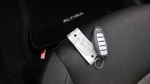 2023 Nissan Altima SV FWD for sale in Newark, DE