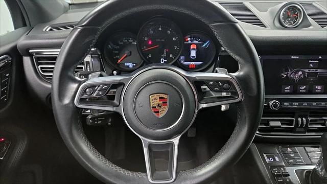 2021 Porsche Macan Macan