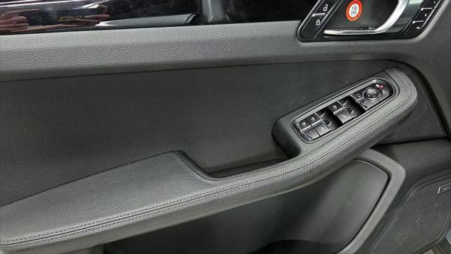 2021 Porsche Macan Macan