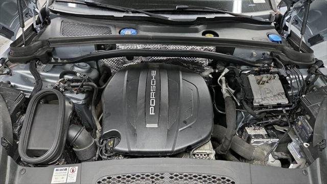 2021 Porsche Macan Macan