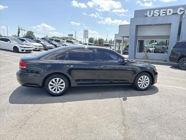 2015 Volkswagen Passat 1.8T Wolfsburg Edition