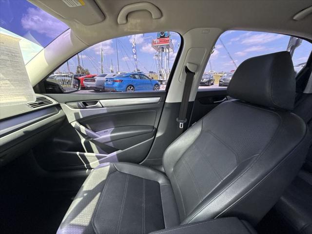 2015 Volkswagen Passat 1.8T Wolfsburg Edition