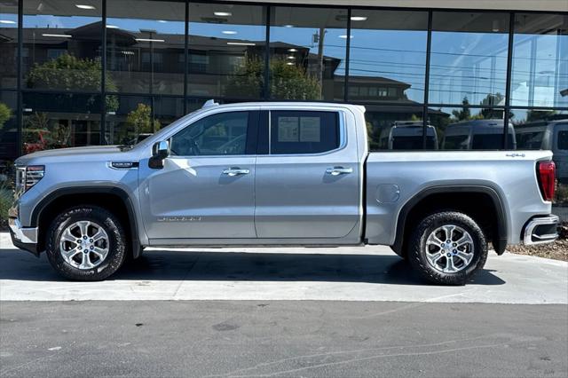 2025 GMC Sierra 1500 4WD Crew Cab Short Box SLT