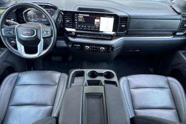 2025 GMC Sierra 1500 4WD Crew Cab Short Box SLT