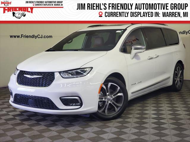 2024 Chrysler Pacifica Pinnacle for sale in Warren, MI