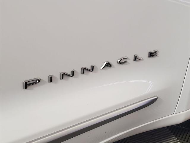 2024 Chrysler Pacifica Pinnacle
