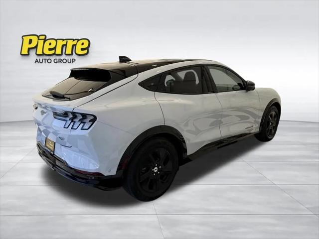2023 Ford Mustang Mach-E California Route 1