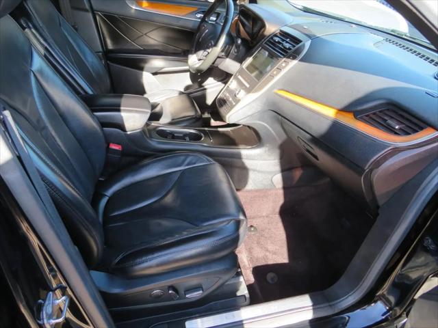 2017 Lincoln MKC Select