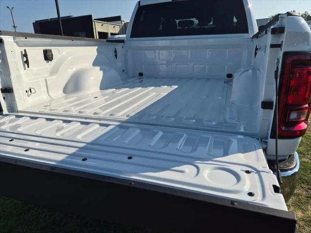 2026 Ram 2500 Tradesman Crew Cab 4x4 64 Box