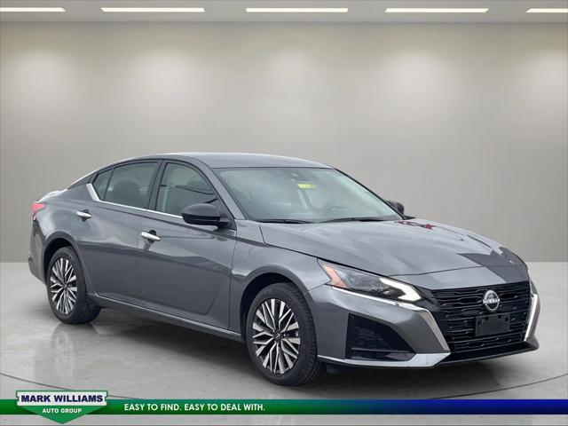 2025 Nissan Altima for sale near Cincinnati, OH