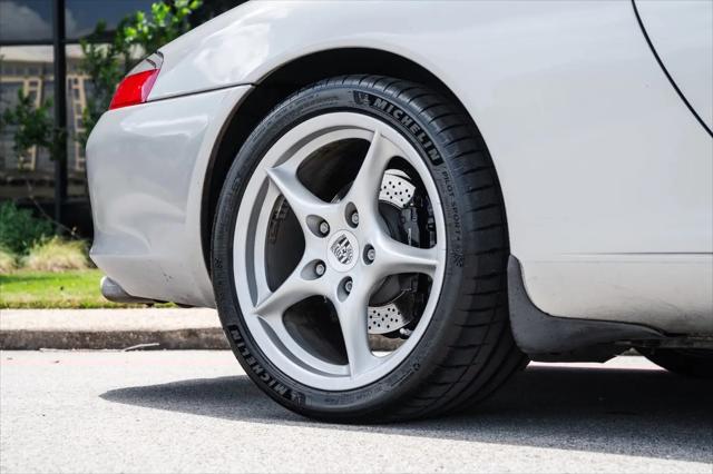 2003 Porsche 911 Carrera