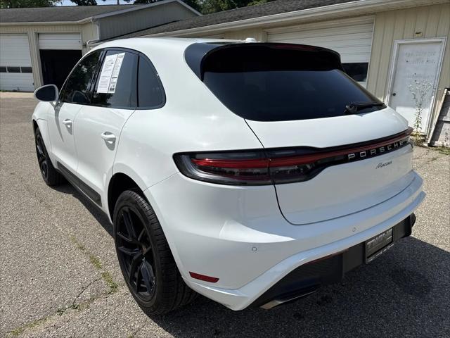 2023 Porsche Macan T