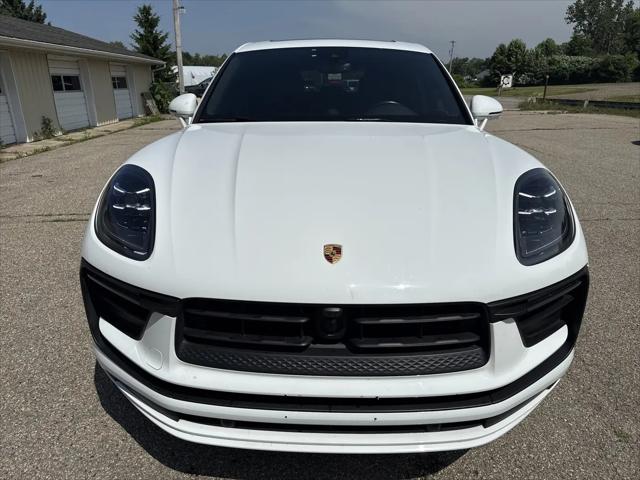 2023 Porsche Macan T