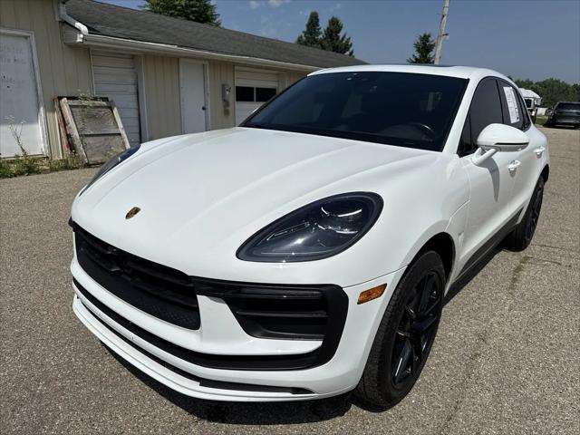 2023 Porsche Macan T