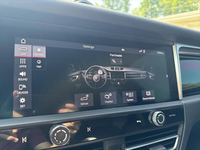 2023 Porsche Macan T