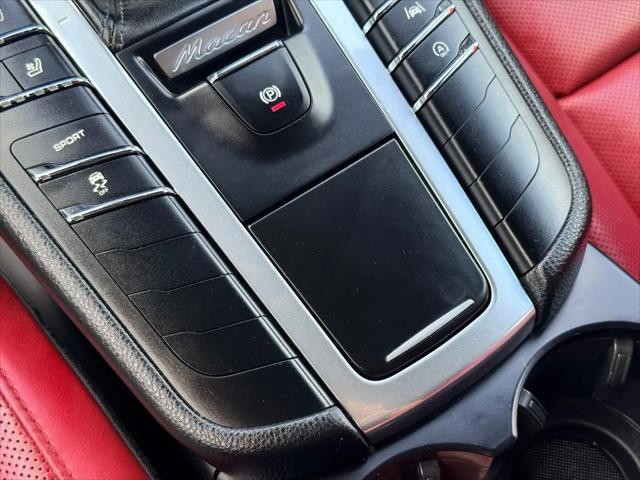 2017 Porsche Macan S