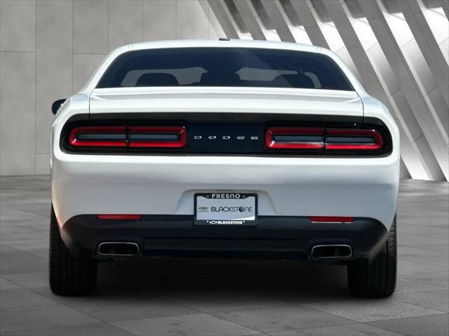 2016 Dodge Challenger SXT