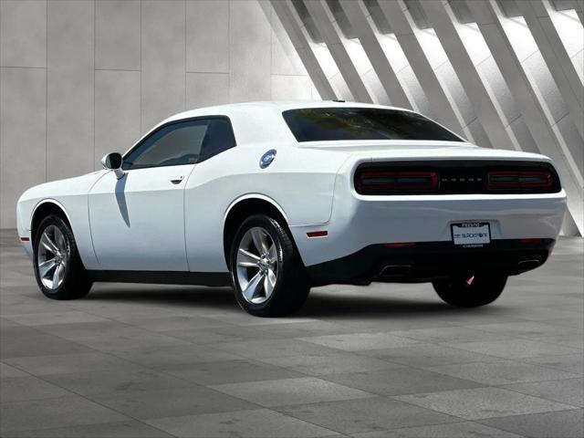 2016 Dodge Challenger SXT