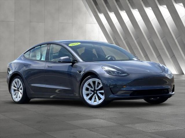 2021 Tesla Model 3 Standard Range Plus Rear-Wheel Drive