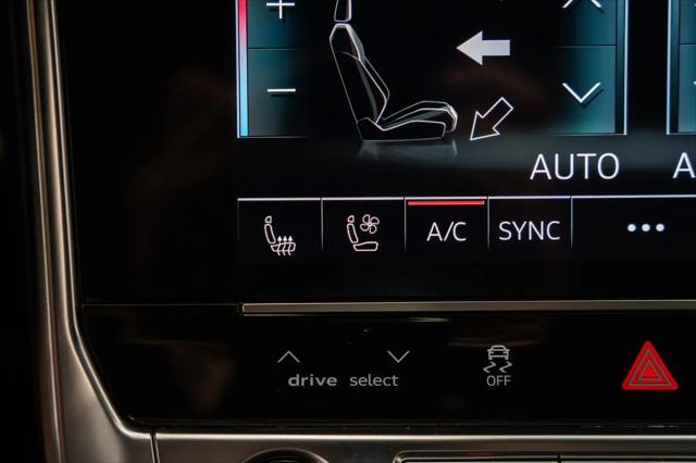 2022 Audi A6 Premium Plus 55 TFSI quattro S tronic