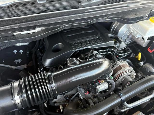 2019 Ram 1500 Limited Crew Cab 4x4 57 Box