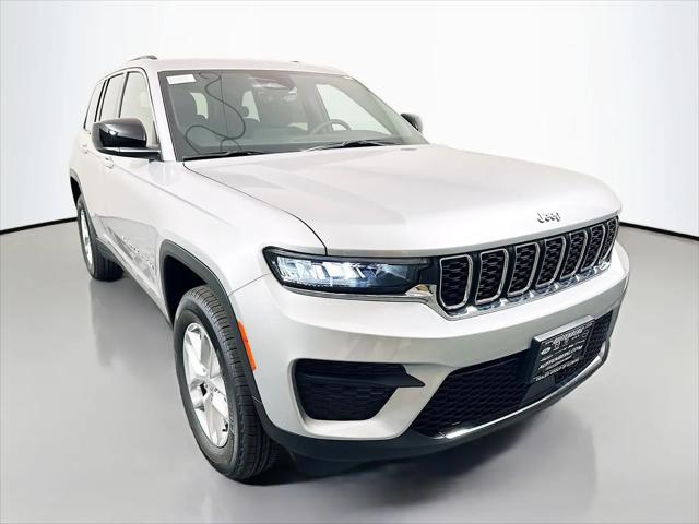 2026 Jeep Grand Cherokee Laredo X 4x4 for sale in Shiloh, IL
