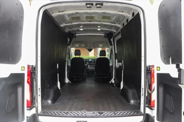 2023 Ford Transit Cargo Van T-250