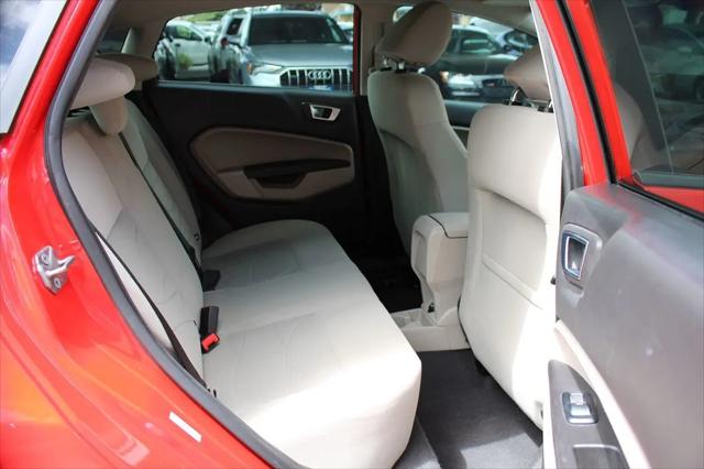 2014 Ford Fiesta SE