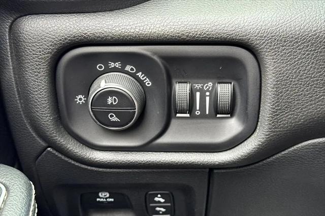 2023 Ram 1500 Laramie Crew Cab 4x4 64 Box