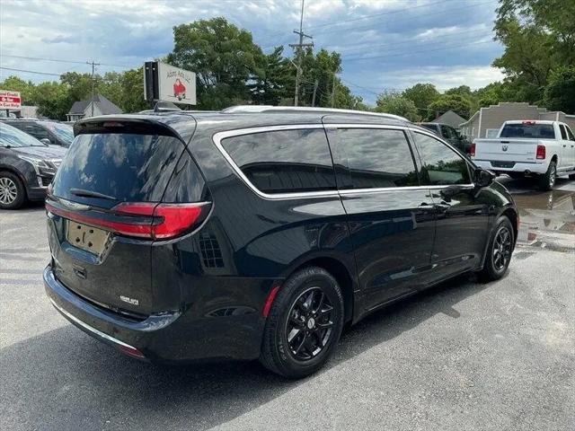 2021 Chrysler Pacifica Touring L