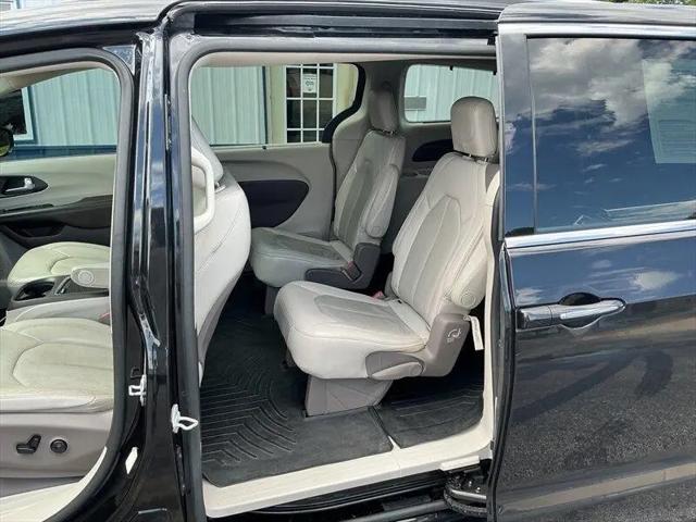 2021 Chrysler Pacifica Touring L