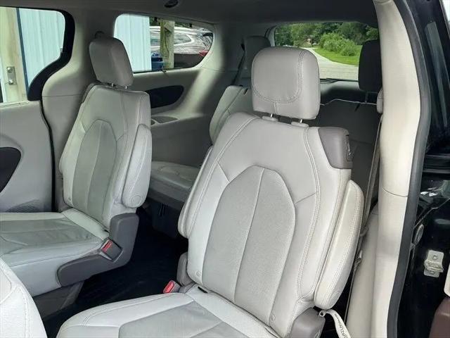 2021 Chrysler Pacifica Touring L