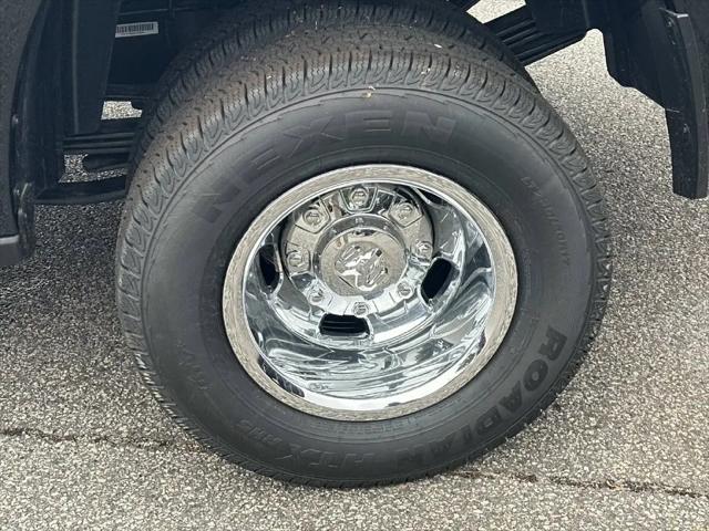 2026 Ram 3500 Tradesman Crew Cab 4x4 8 Box