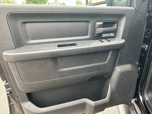 2026 Ram 3500 Tradesman Crew Cab 4x4 8 Box