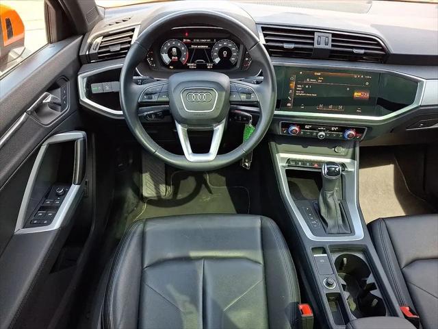2025 Audi Q3 Premium 45 TFSI S line quattro Tiptronic