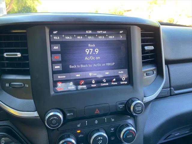 2021 Ram 1500 Big Horn Crew Cab 4x4 5'7" Box