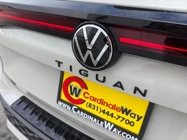 2026 Volkswagen Tiguan SE R-Line Black
