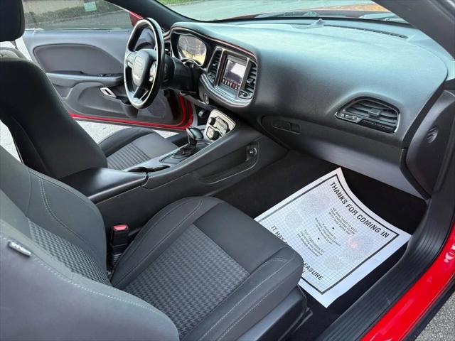 2019 Dodge Challenger SXT AWD