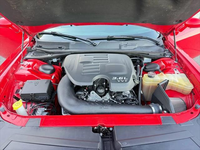 2019 Dodge Challenger SXT AWD