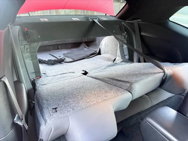 2019 Dodge Challenger SXT AWD