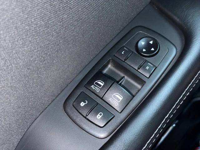 2019 Dodge Challenger SXT AWD