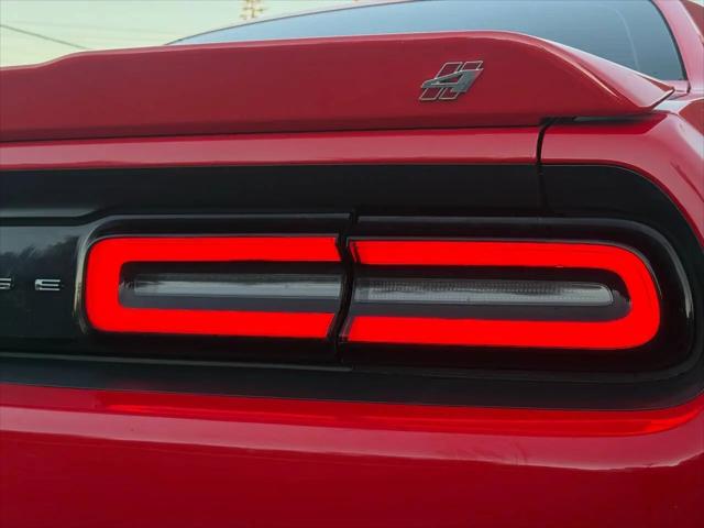 2019 Dodge Challenger SXT AWD