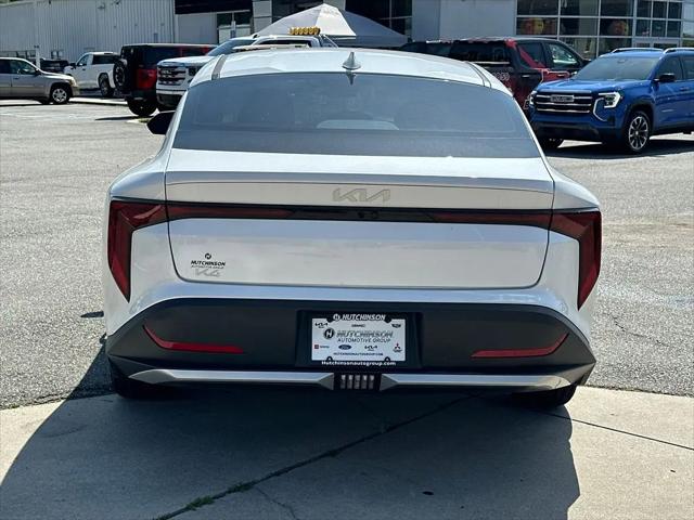 2026 Kia K4 LXS