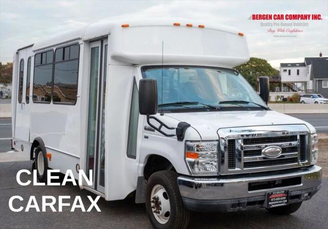 2014 Ford E-350 Cutaway Base