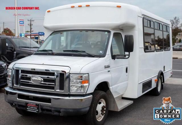 2014 Ford E-350 Cutaway Base