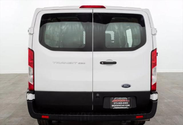 2024 Ford Transit Cargo Van w/RWB
