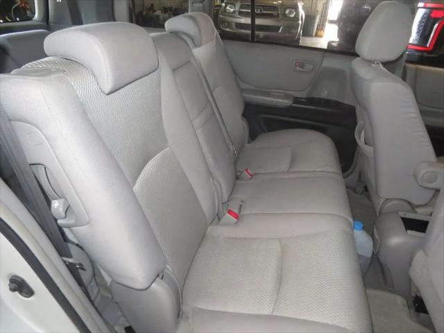 2004 Toyota Highlander Unknown